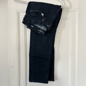 Traveler Jean Dark Blue